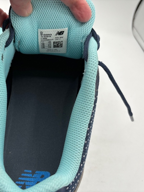 New Balance Women's 1540v3 Size 11 Blue Running Shoes - Picture 14 of 14